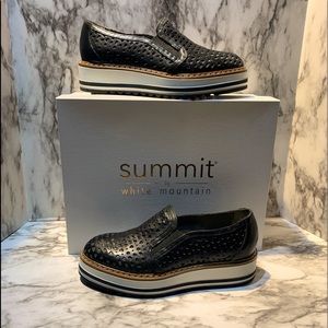 NEW Summit by White Mountain Oxford